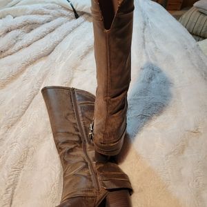 Fergalicous Brown knee boots